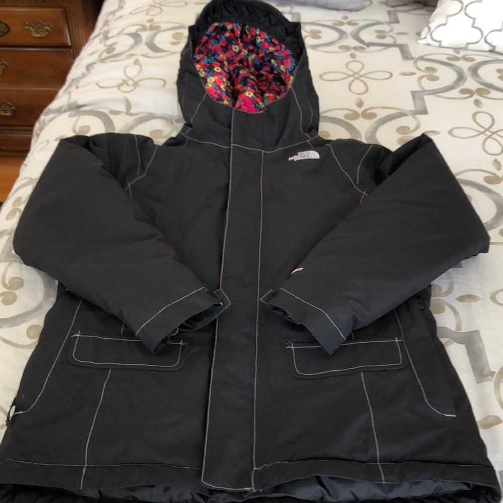 North face girls ski/snowboard jacket